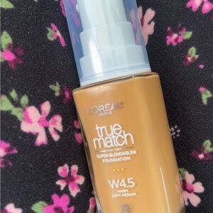 NEW L'Oreal True Match Foundation W4.5 Warm Light Medium